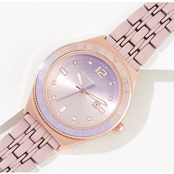 Isaac Mizrahi Accessories - ISAAC MIZRAHI LIVE! Bezel Watch in light Pink